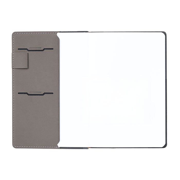 레오 브라운 양장